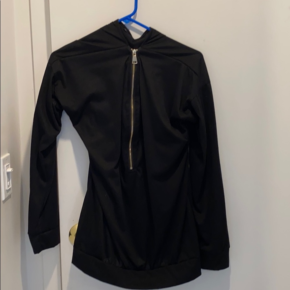 Sumhoo long sleeve T-shirt with half zip to neck.